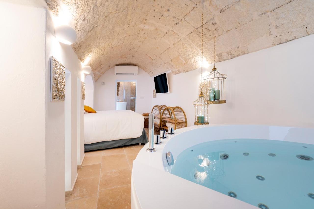 Apulia Charming Suites - Casa Lonfo Suite Sole Monopoli Dış mekan fotoğraf