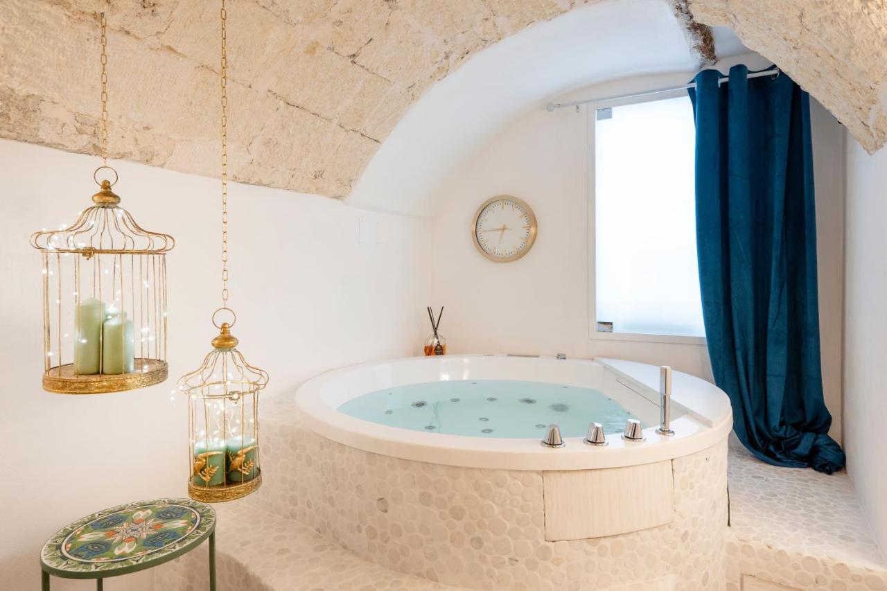 Apulia Charming Suites - Casa Lonfo Suite Sole Monopoli Dış mekan fotoğraf